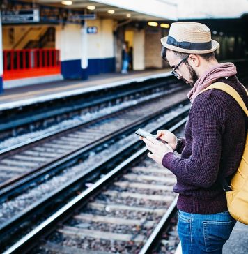 Experiencing the new Oculus Rift VR headset