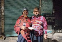 শীত যেন আসতেই শুরু করেছে, আর তার সঙ্গে বেড়ে চলছে পথের ধারে থাকা অসহায় মানুষের কষ্ট।